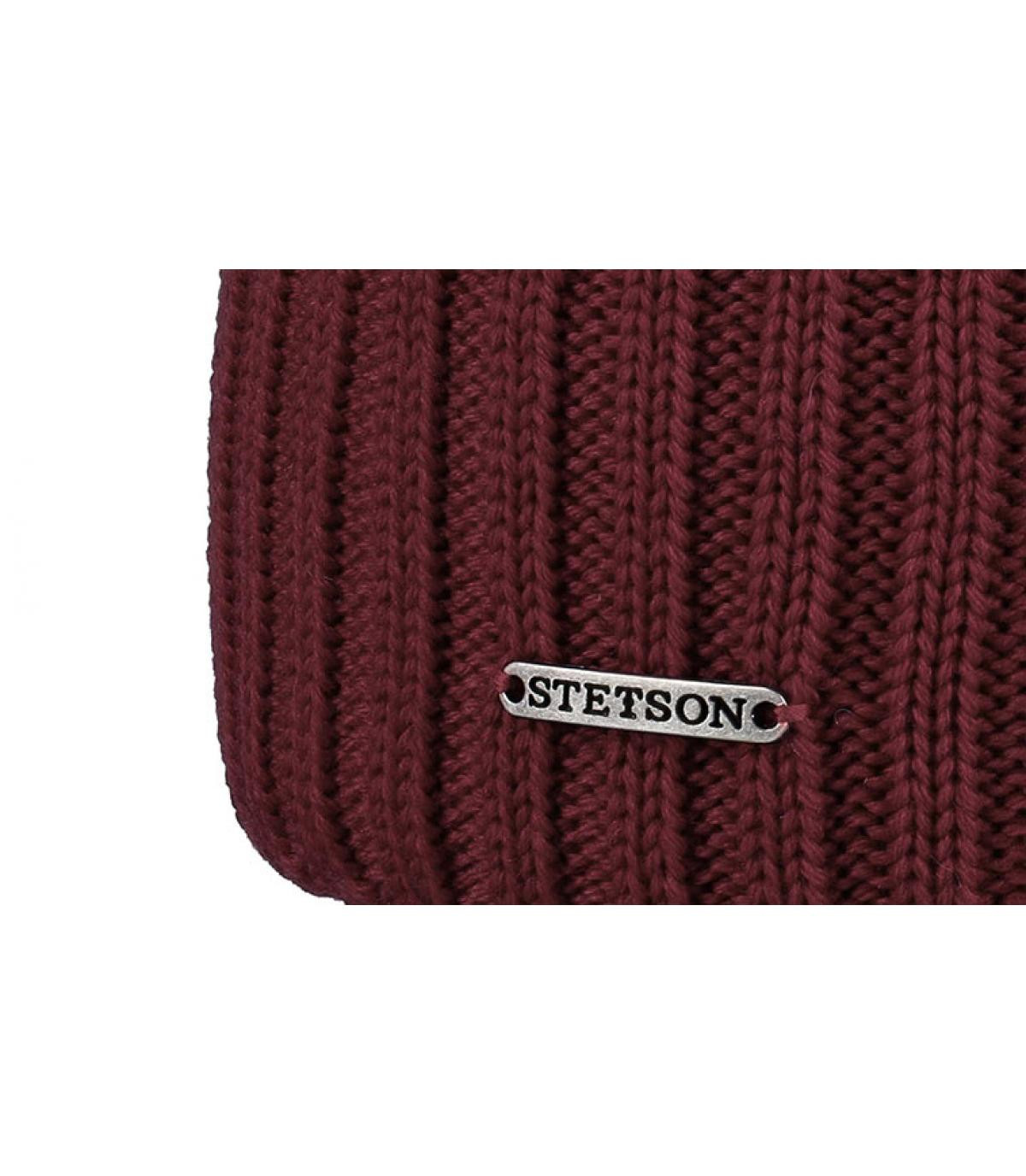 burgundy cuffed beanie wool